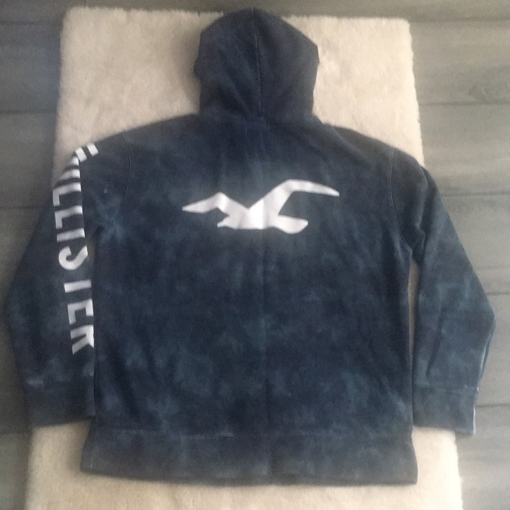 Hollister sweater used